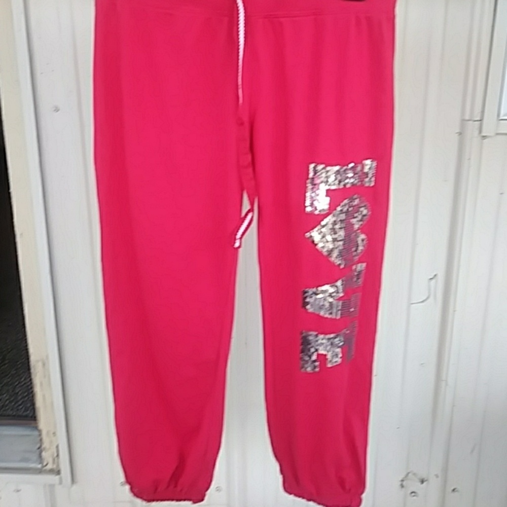 Red sweat pants